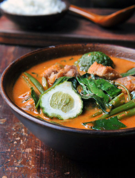 Thai Red Curry with Pork Belly and Water Spinach | Gang Tay Po | แกงเทโพ